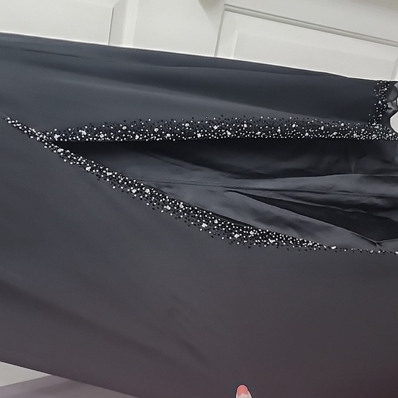 Black beaded prom dress sz 10 - Picture 5 of 16
